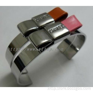 XLT-T256 Stainless Steel Girls Fashion Bow-knot Bangles